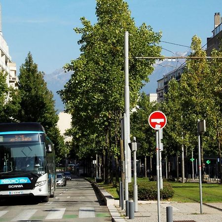 Grenoble Hyper-Centre + Wifi + Netflix Lägenhet Exteriör bild